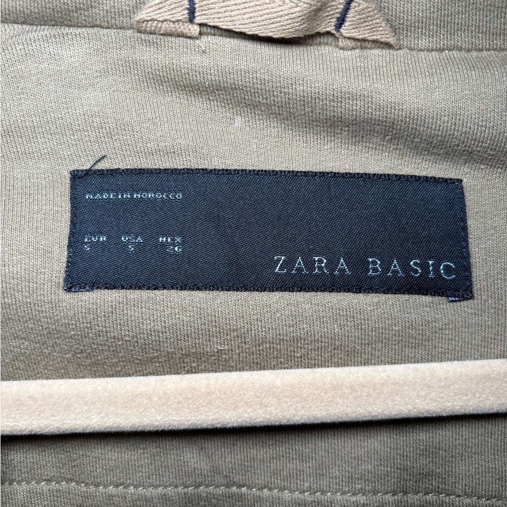 Zara Jacket - Picture 3 of 4